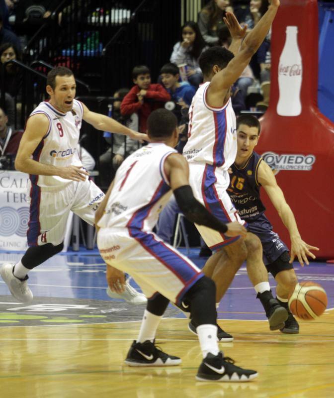 Las imágenes del Unión Financiera Oviedo y el C. B. Clavijo