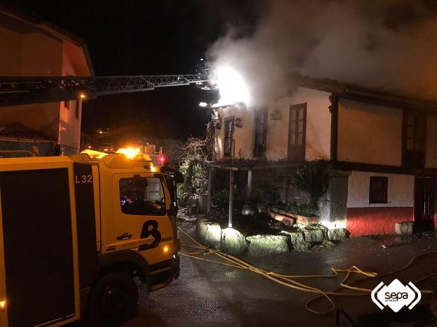 Intervención de bomberos.