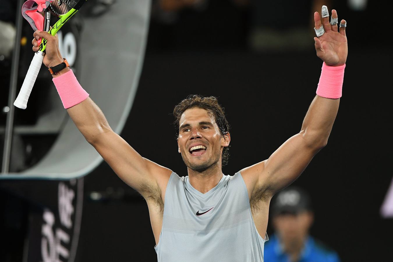 Rafa NAdal ha conseguido la victoria en el debut en el Open de Austrlia 2018. El tenista español ha superado por un triple 6-1 a Victor Estrella Burgos.