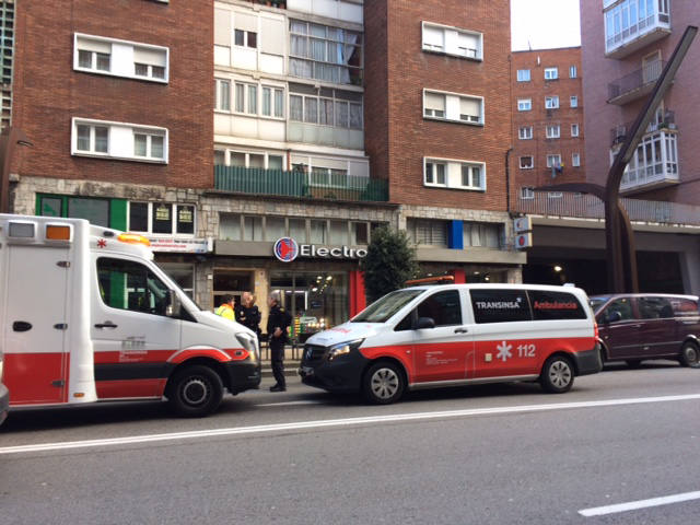 La pelea entre dos hombres en Gijón