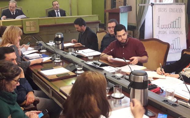 Un momento del Pleno celebrado en el Ayuntamiento de Oviedo