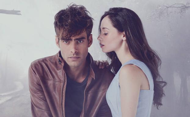 Jon Kortajarena y Elena Rivera.