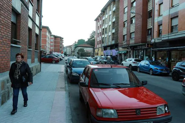 Calle Luis Menéndez Pidal, donde estará el minipunto limpio.