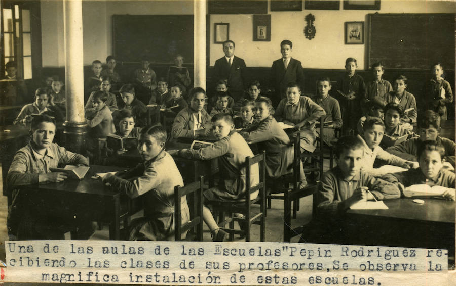 Este archivo ha ido adquiriéndose a lo largo de los últimos diez años, y las últimas 1.682 fotos acaban de ingresar en el museo como donación de un mecenas madrileño