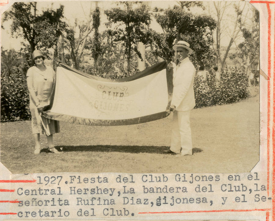 Este archivo ha ido adquiriéndose a lo largo de los últimos diez años, y las últimas 1.682 fotos acaban de ingresar en el museo como donación de un mecenas madrileño
