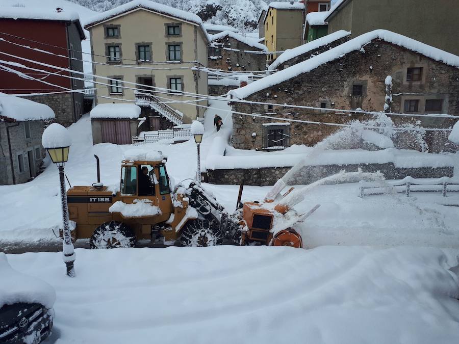 Nieve, frío y lluvia en Asturias