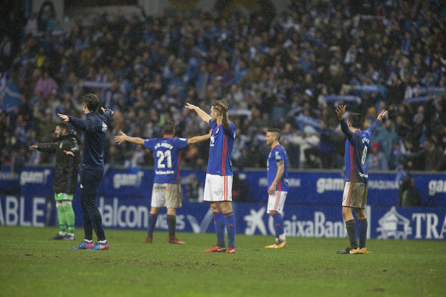 Las imágenes más destacadas del derbi asturiano 