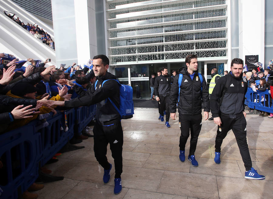 Las aficiones del Oviedo y del Sporting, a las puertas del Carlos Tariere