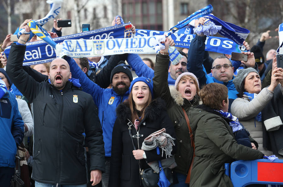 Las aficiones del Oviedo y del Sporting, a las puertas del Carlos Tariere