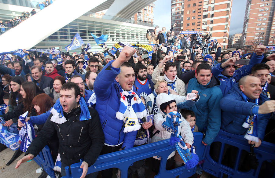 Las aficiones del Oviedo y del Sporting, a las puertas del Carlos Tariere