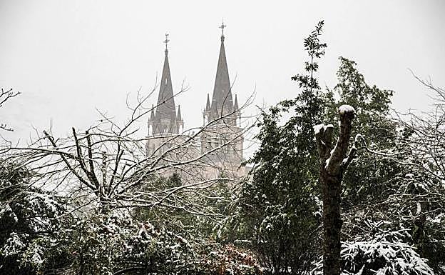 Galería. Así luce Covadonga tras las nevadas.