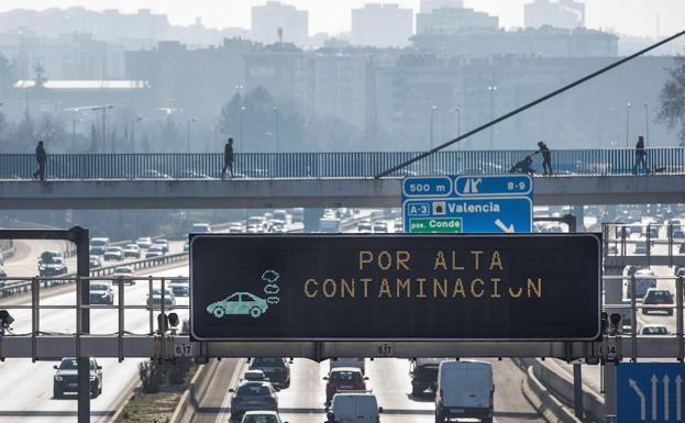 Restricciones al tráfico en Madrid como consecuencia de la contaminación.