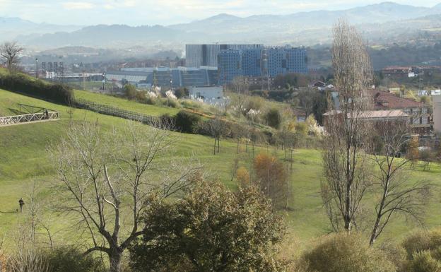 El gobierno local trata de alejar el trazado del Naranco. 