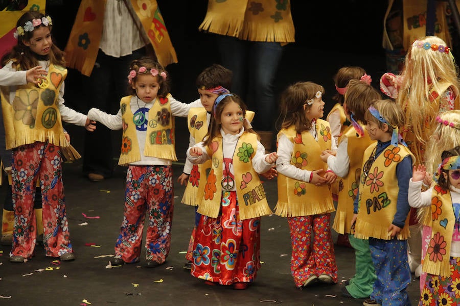 Los más pequeños de la casa ponen su originalidad y desparpajo sobre el escenario del Teatro Jovellanos un año más