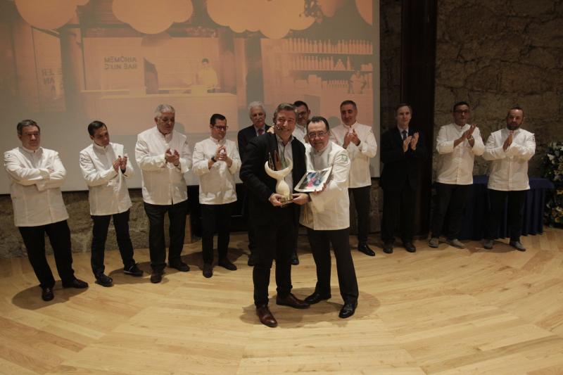 El cocinero catalán ha sido reconocido por "su importante aportación a la gastronomía, su capacidad formativa, su creatividad sin límites y por ser un estudioso de los alimentos y sus propiedades"