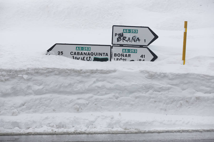 Las grandes imágenes que deja el temporal en Asturias