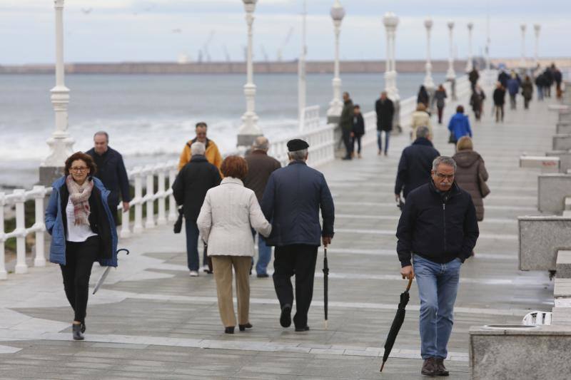 El temporal de nieve abandona la región y deja temperaturas de hasta 20 grados en la costa