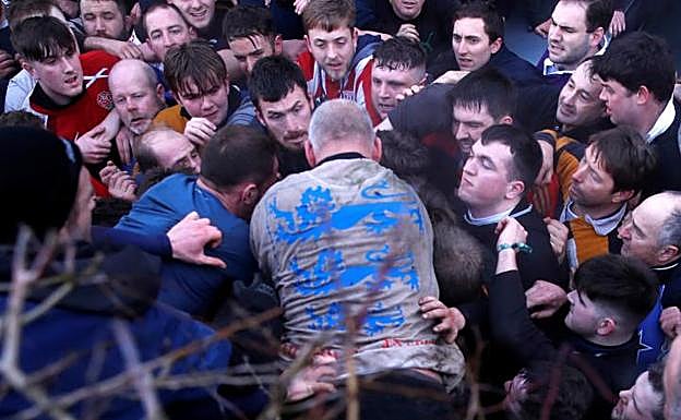 Imagen. Las porterías están separadas por cinco kilómetros.