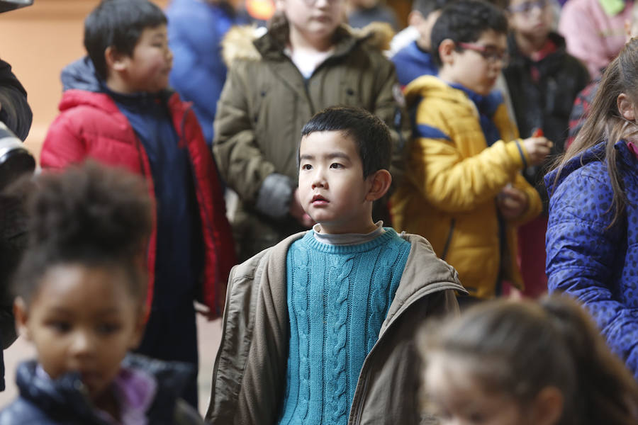 En la Escuelona conviven niños de diferentes nacionalidades