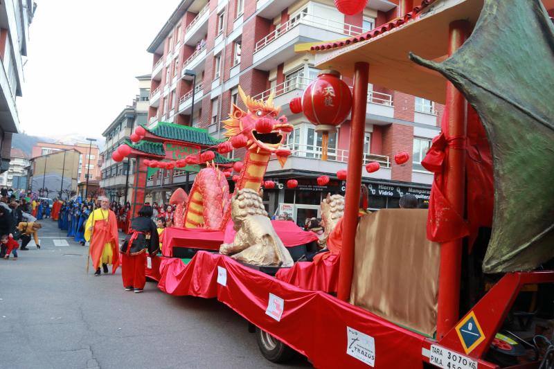 4.300 euros en premios para los disfraces más originales y coloridos en un gran desfile que cierra la celebración del carnaval en las cuencas.