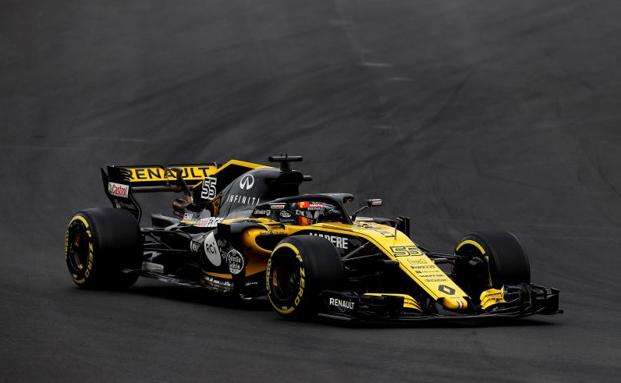 Carlos Sainz, rodando con su Renault. 