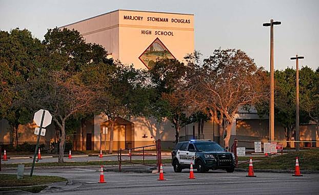 El instituto de Parkland donde se produjo el tiroteo permanece todavía cerrado. 