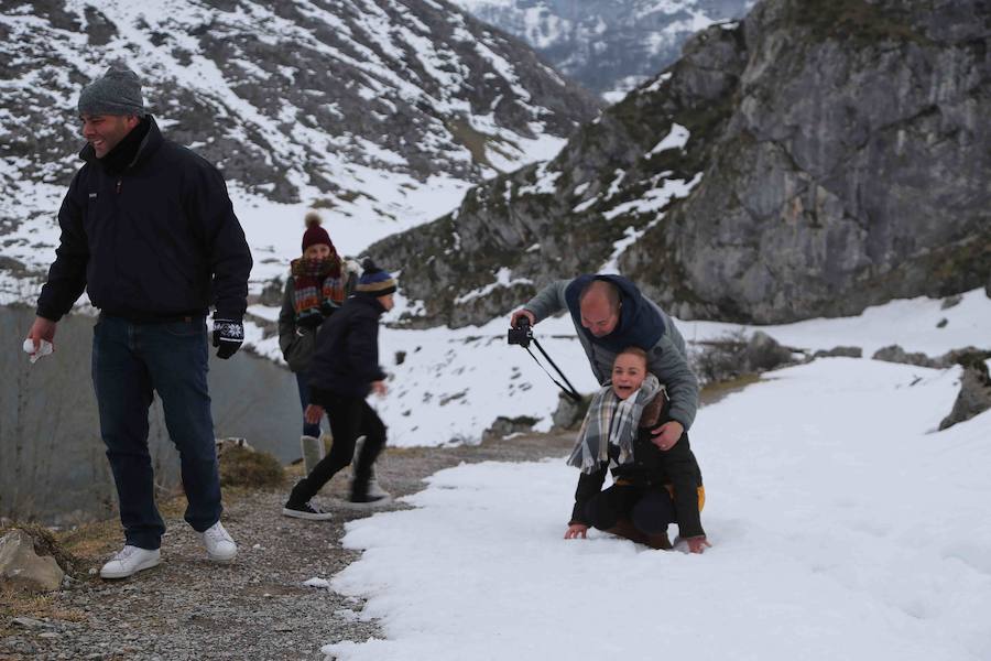 Fotos: Asturias se protege del frío siberiano