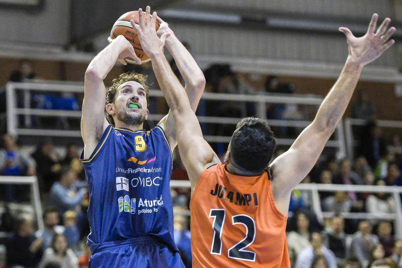 Fotos: Unión Financiera 67-64 Actel Força Lleida, en imágenes