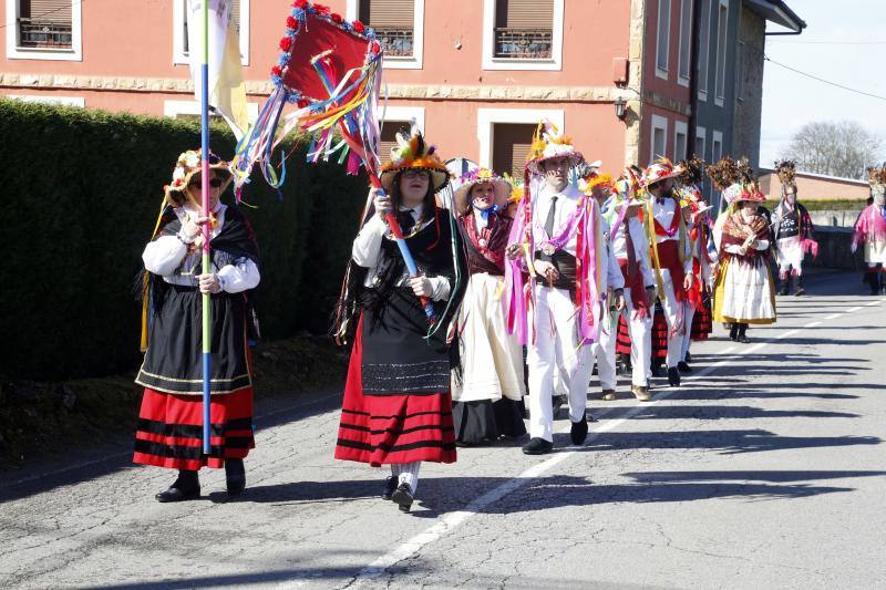 Fotos: Desfile de mascaradas de invierno en Valdesoto