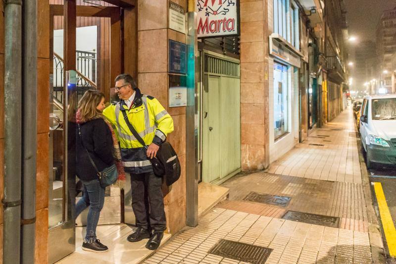 El aumento de las denuncias por agresiones sexuales ha hecho plantearse a entidades y organismos el desarrollo de diferentes herramientas para la defensa de las mujeres.