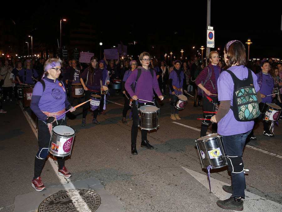 Asturias celebra el Día Internacional de la Mujer en las calles de Gijón en la primera huelga general feminista convocada bajo el lema 'Si nosotras paramos, se para el mundo'