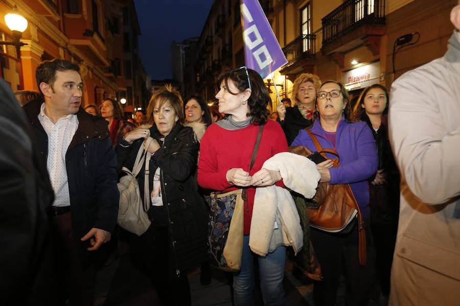 Asturias celebra el Día Internacional de la Mujer en las calles de Gijón en la primera huelga general feminista convocada bajo el lema 'Si nosotras paramos, se para el mundo'