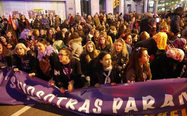 Vídeo: manifestación feminista en Gijón