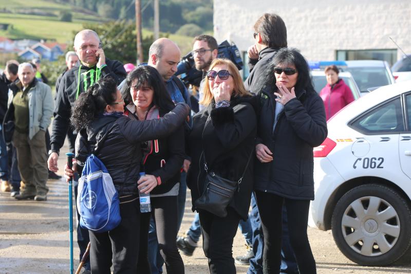 Nueva jornada de búsqueda de Concepción Barbeira en Avilés. Más de 300 personas han participado en el rastreo de la costa en el entorno de la playa de Santa María del Mar. 