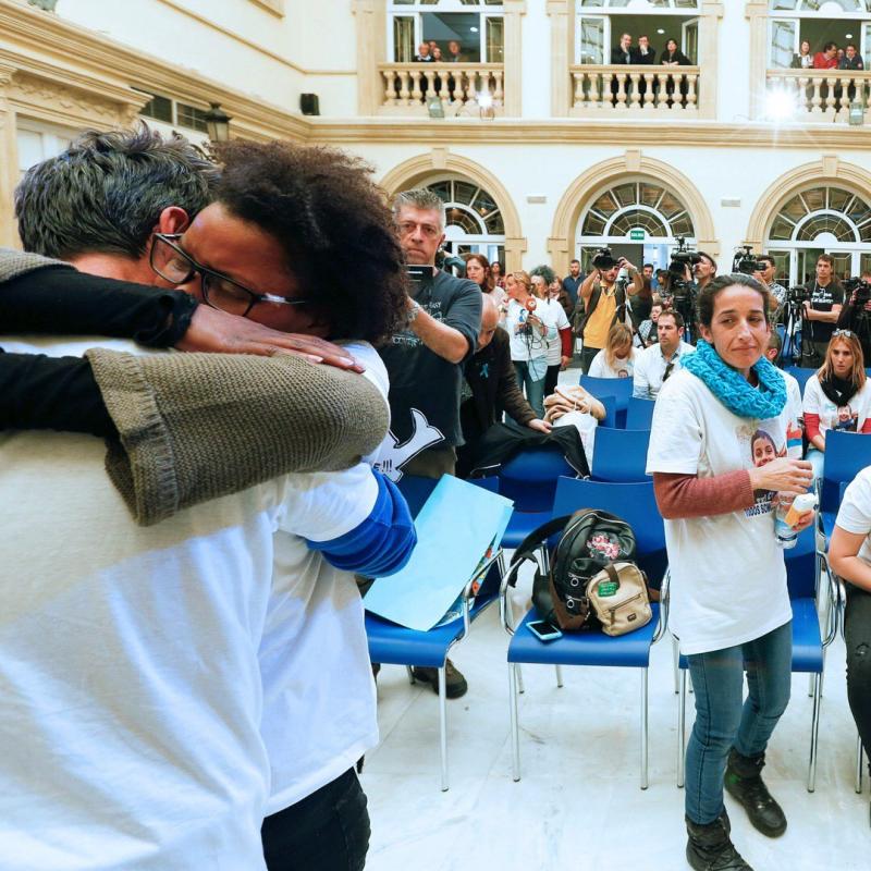 La novia del padre del pequeño ha sido arrestada cuando trasladaba el cadáver del pequeño, al que sacó de un pozo y metió en el maletero de su coche