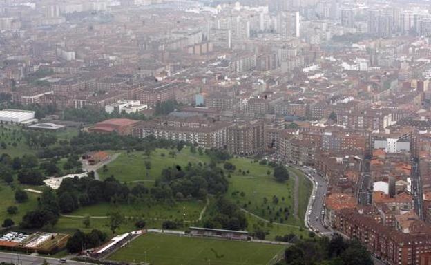 El PSOE se muestra contrario a «mutilar» Los Pericones con otro campo de fútbol