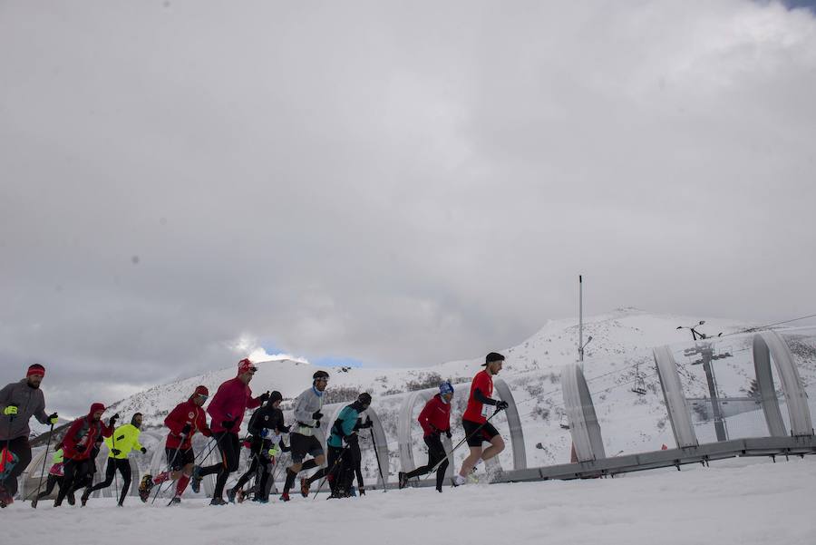 Fotos: ¿Estuviste en el Trail Blanco en Valgrande-Pajares? ¡Búscate!