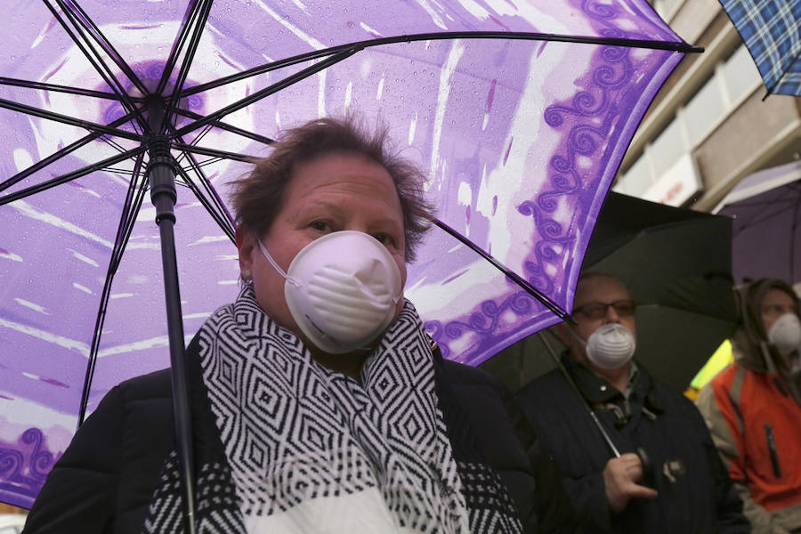 Fotos: Miles de personas se concentra en Gijón contra la contaminación en Asturias