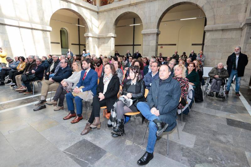 El acto tuvo lugar en el patio del Centro de Cultura Antiguo Instituto y estuvo presidido por la alcaldesa de Gijón, Carmen Moriyón, y el director de Ser Gijón y Ser Avilés, Pablo González-Palacios.