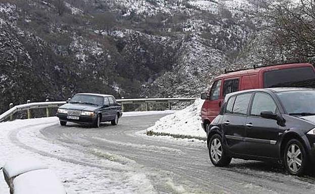 Aplazado de nuevo el plan de transporte a los Lagos de Covadonga