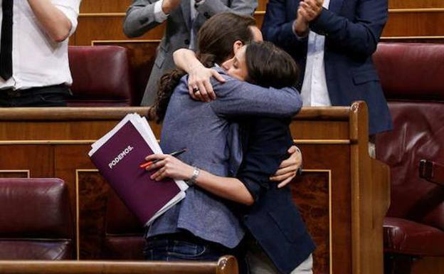 La canción que Pablo Iglesias le cantará a sus hijos con Irene Montero