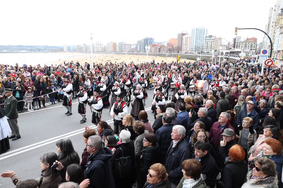 Fotos: Las mejores imágenes de la procesión del Encuentro en Gijón