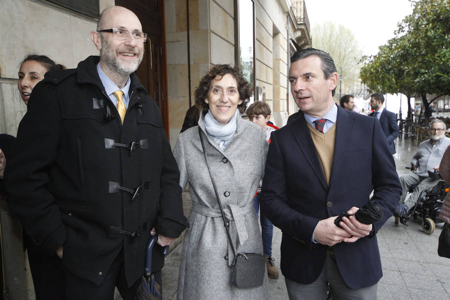 María Neira, directora de Salud Pública de la OMS, Antonio Gamoneda, los astilleros Gondán y Armón y las unidades policiales que luchan contra el maltrato han sido los galardonados de esta edición.