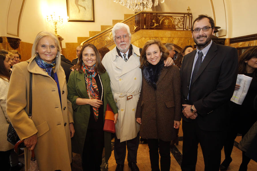 María Neira, directora de Salud Pública de la OMS, Antonio Gamoneda, los astilleros Gondán y Armón y las unidades policiales que luchan contra el maltrato han sido los galardonados de esta edición.