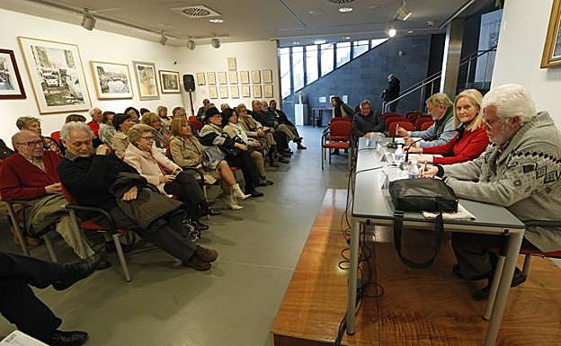 El Ateneo Jovellanos presenta «cuentas saneadas» a las puertas de su traslado