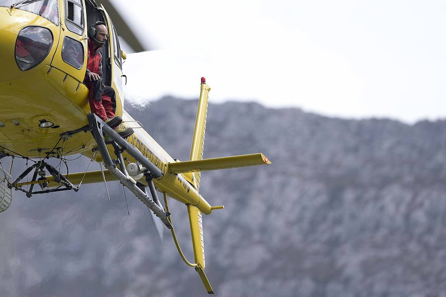 El rastreo está centrado en las inmediaciones del recorrido en que el participó con sus compañeros del Grupo de Montaña Ensidesa, quienes alertaron de su desaparición