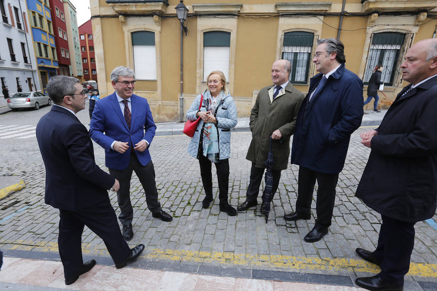 El ministro de Fomento, Íñigo de la Serna, ha analizado el presente y futuro de las infraestructuras en Asturias en el Fórum EL COMERCIO, organizado en colaboración con el SabadellHerrero. 