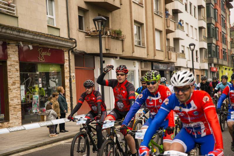 Fotos: ¿Estuviste en la Bike Maratón Montes del Sella? ¡Búscate!