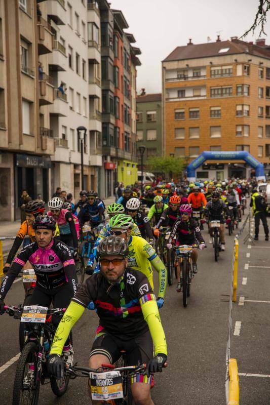 Fotos: ¿Estuviste en la Bike Maratón Montes del Sella? ¡Búscate!
