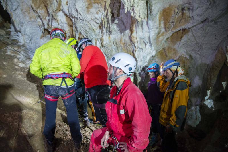 El Grupo Torreblanca recreó la primera bajada a la cueva de Tito Bustillo. En la recreación participaron algunos de los descubridores